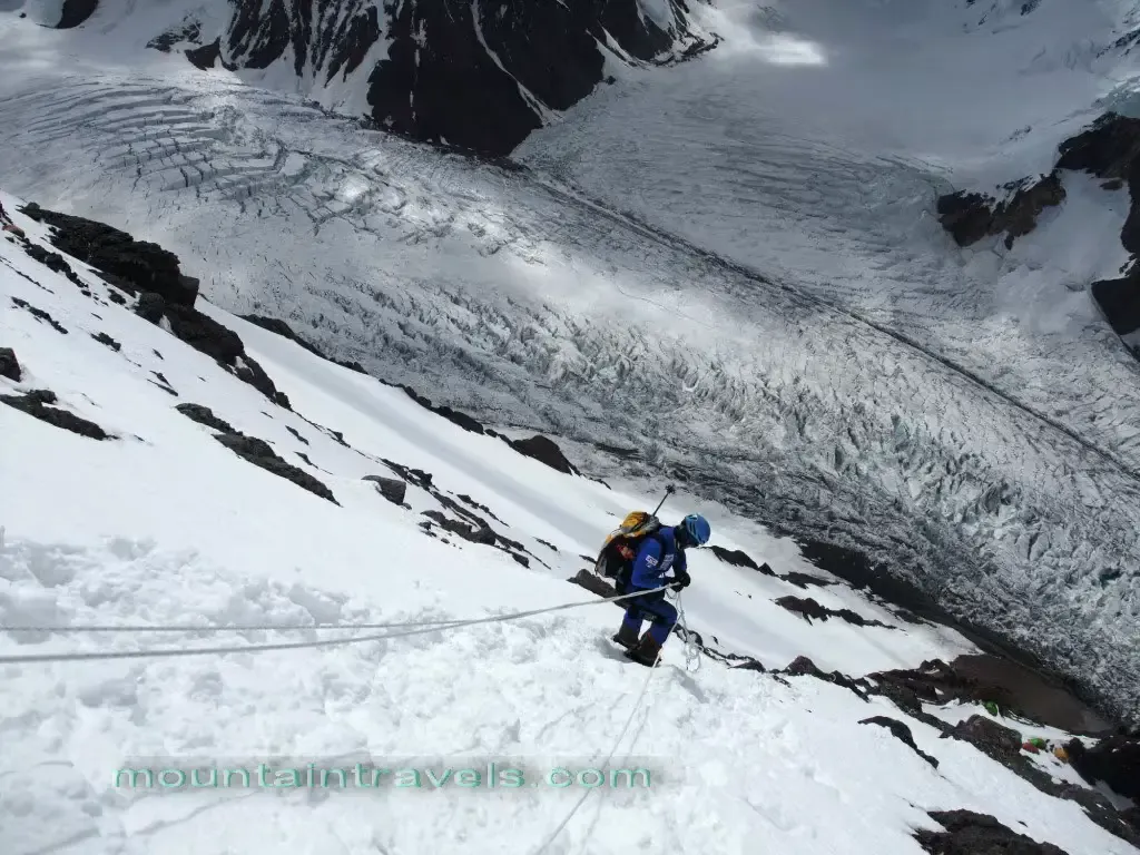 imgi_45_Spantik-(Golden-Peak)-Expedition5