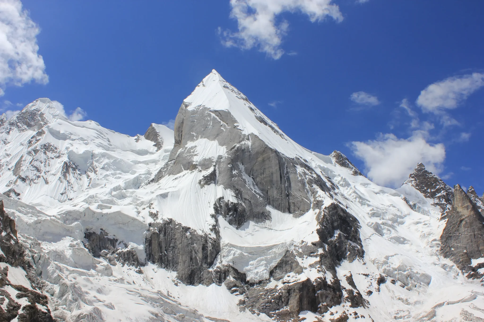 imgi_4_laila-peak3