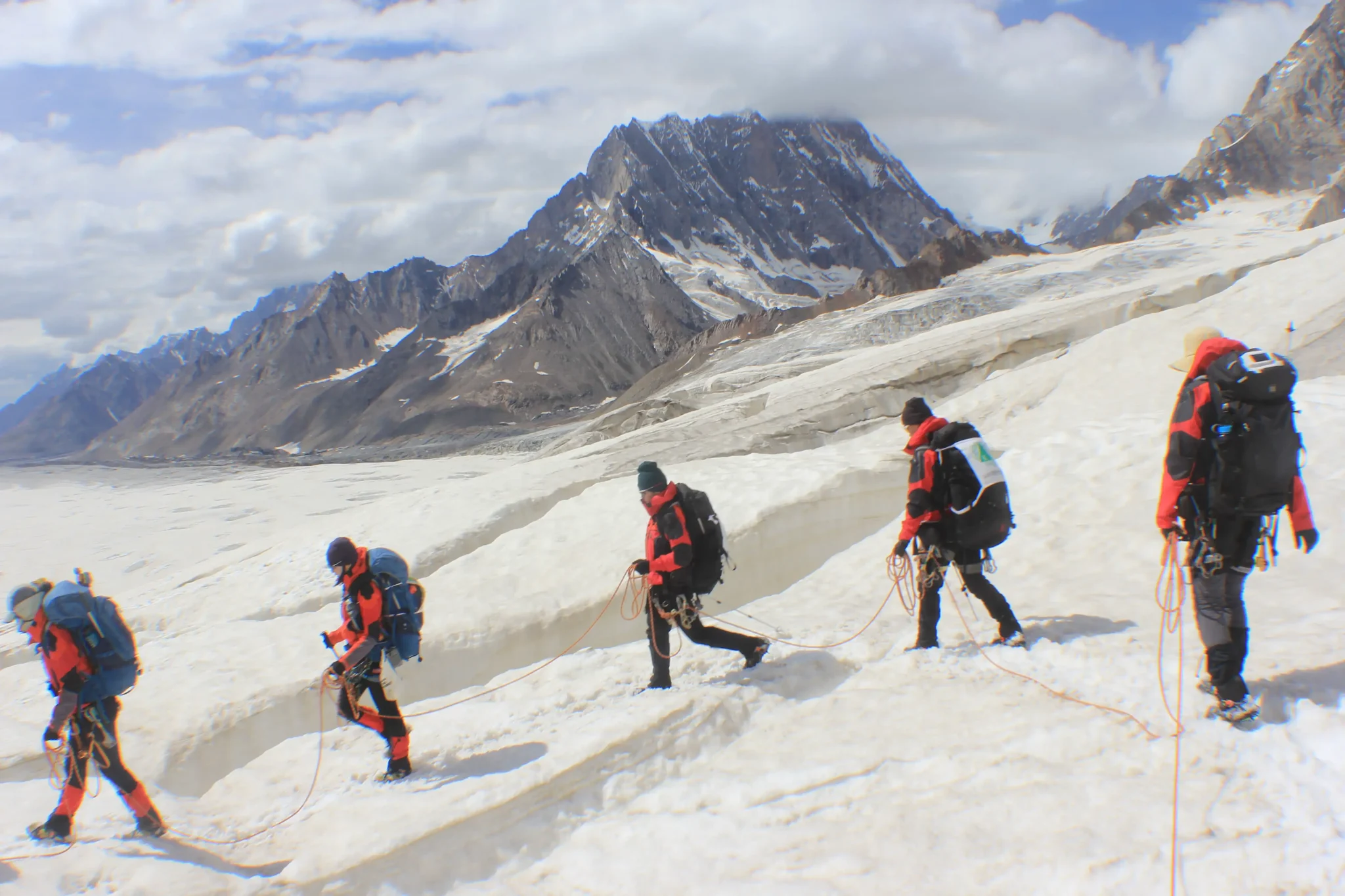 imgi_72_Snow-Lake-Biafo-Hisper-Pass-7