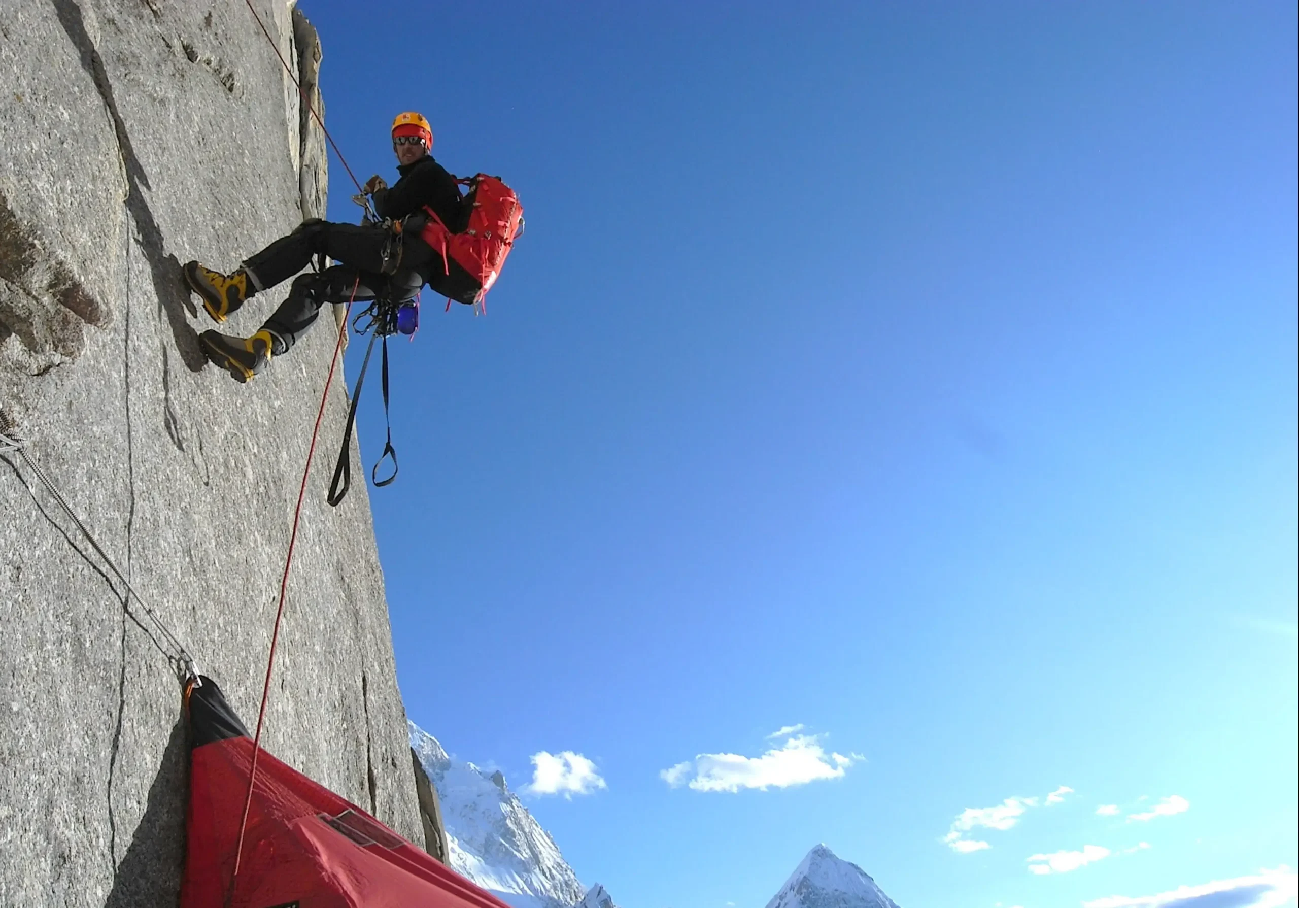 imgi_5_rock-climbing4
