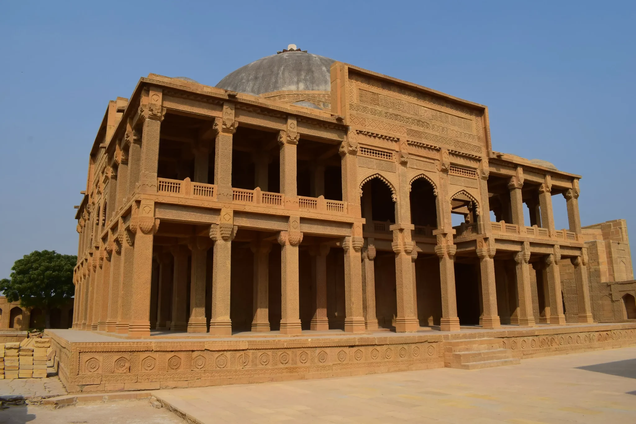 karachi-lahore-moinjidoro-2