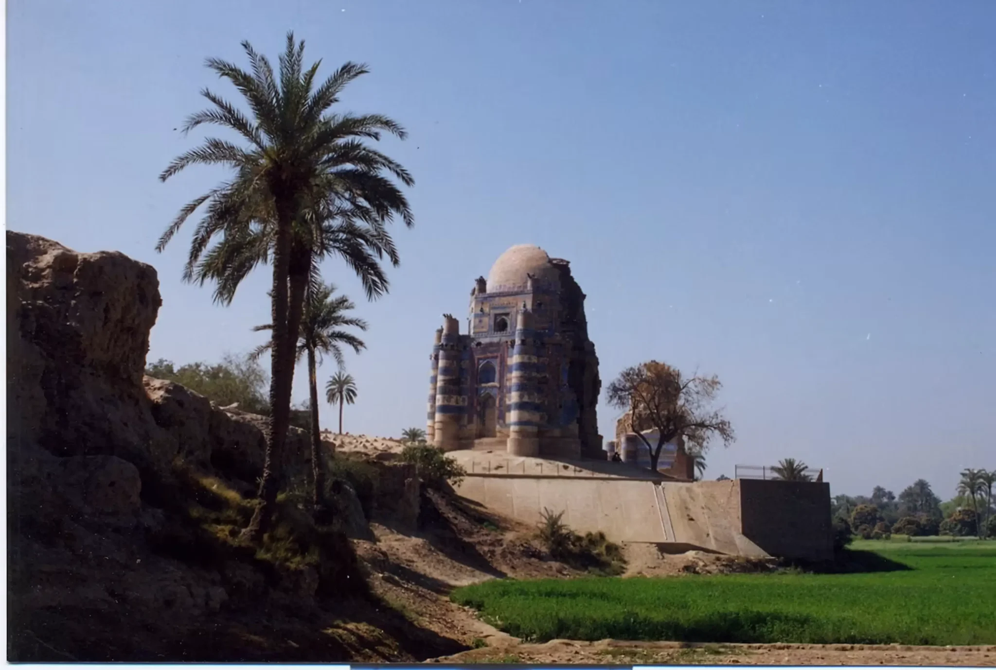 karachi-lahore-moinjidoro-5